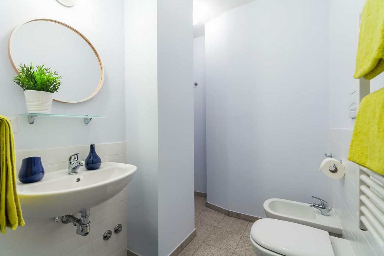 Vino E Vinili Bed & Breakfast Rome Bagian luar foto